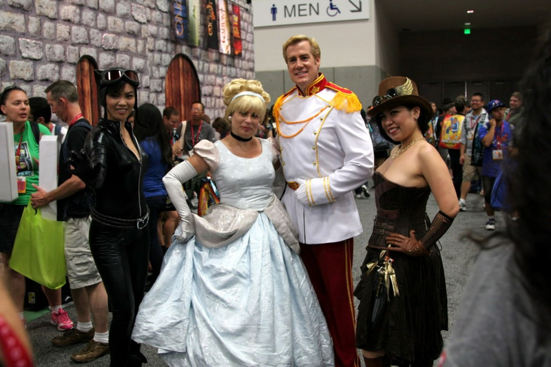 Illustration for article titled Coolest Comic-Con Cosplay, Day 3: Getting Crazier and More Amazing